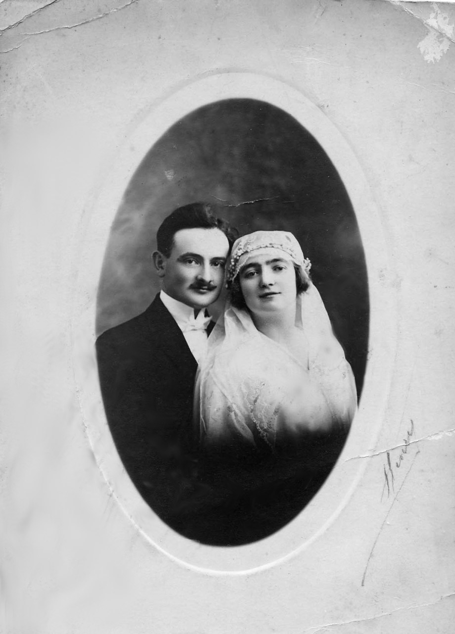 Portrait de mariage de 1923 avec encadrement ovale